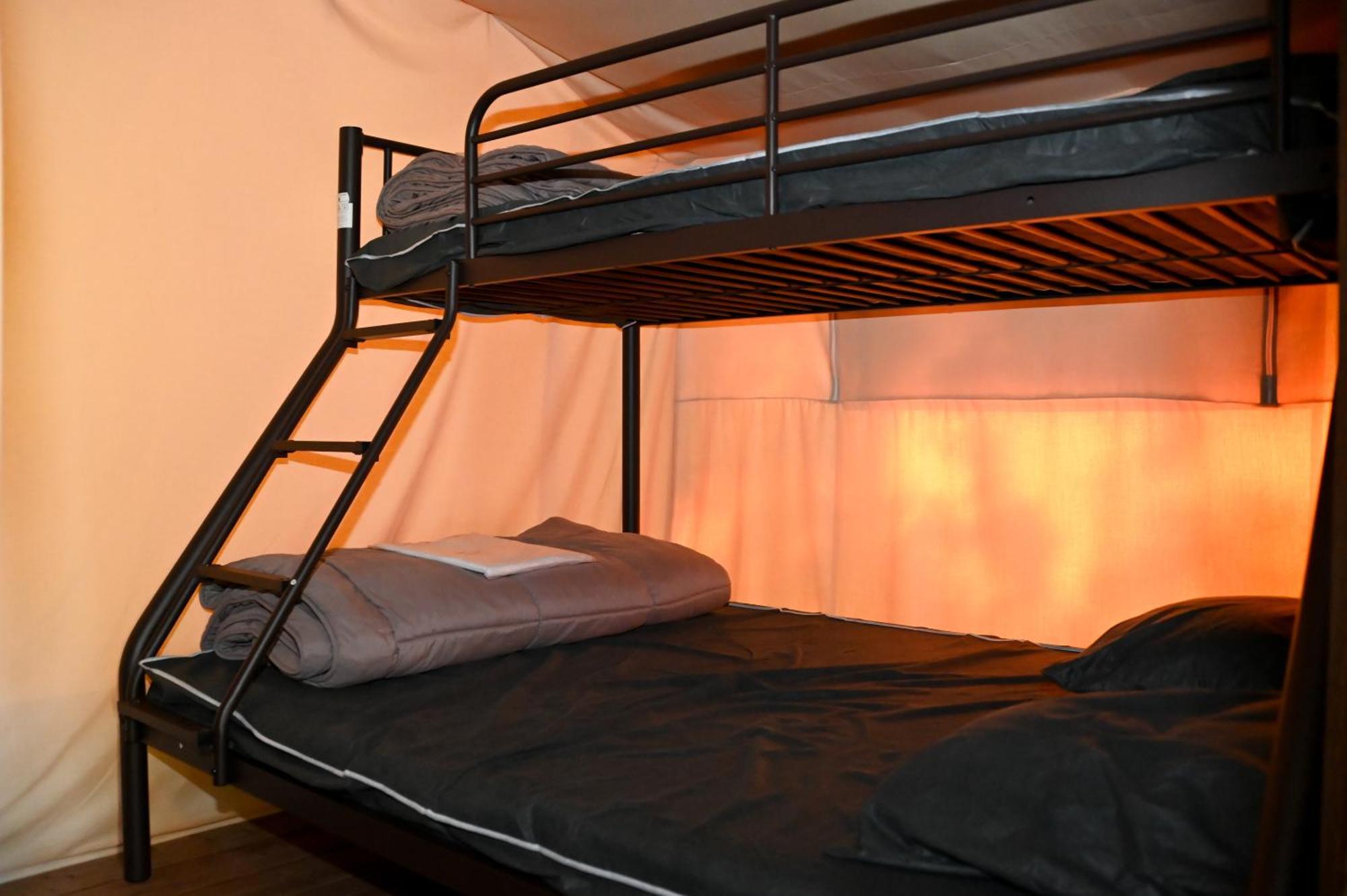 Camping Le Colorado Rustrel Exterior foto