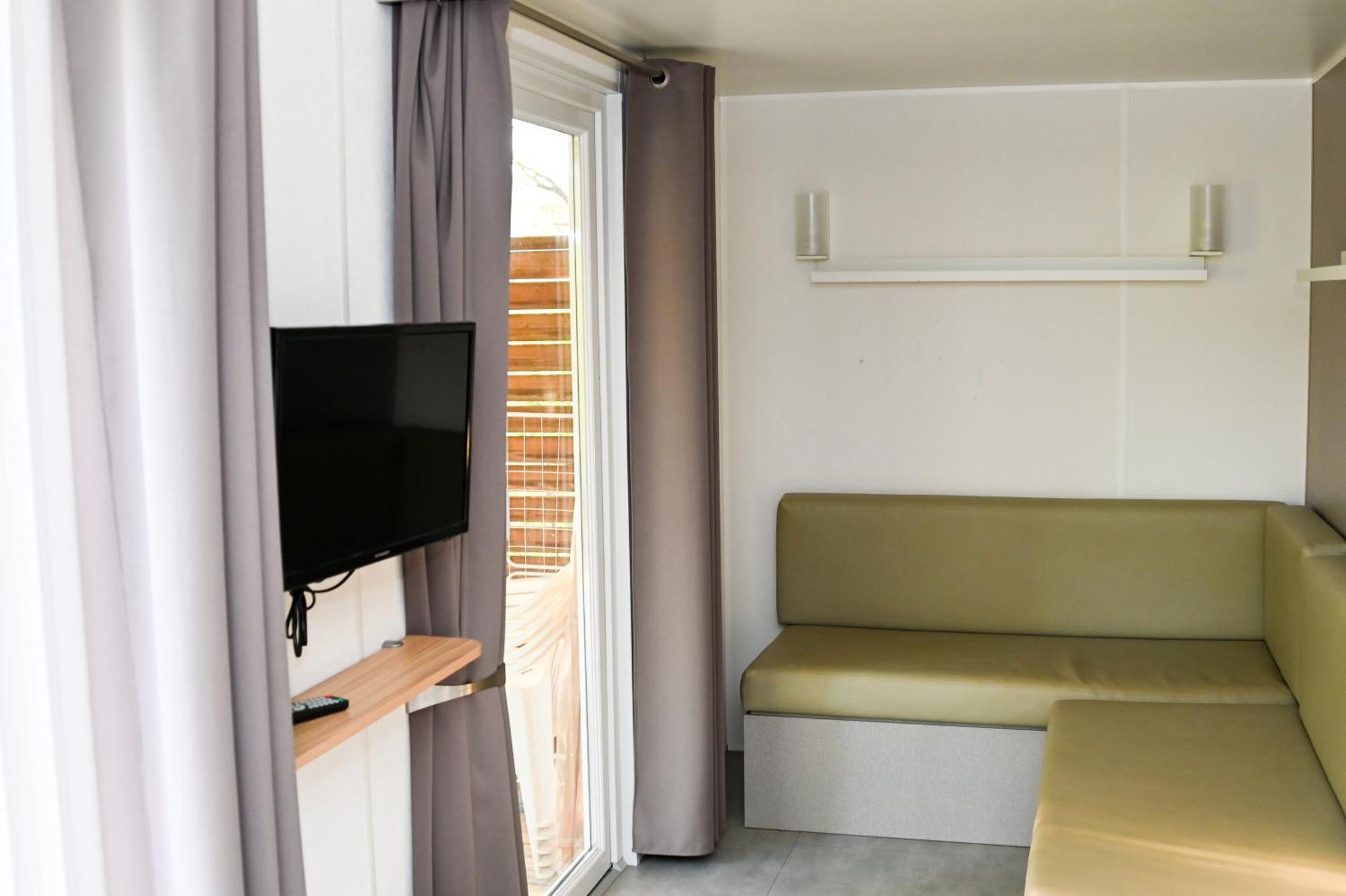 Camping Le Colorado Rustrel Exterior foto